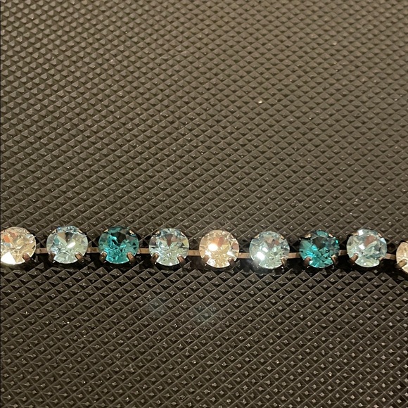 Elegant Sabika Like Crystal Bracelet - Picture 3 of 3